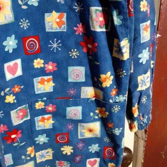 Scrub jacket - Picture 6 of 10